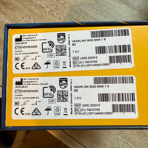 Philips HearLink Hearing Aids - Picture 2 of 5